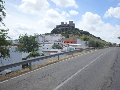 We are cycling around Almodóvar del Rio, counterclockwise.